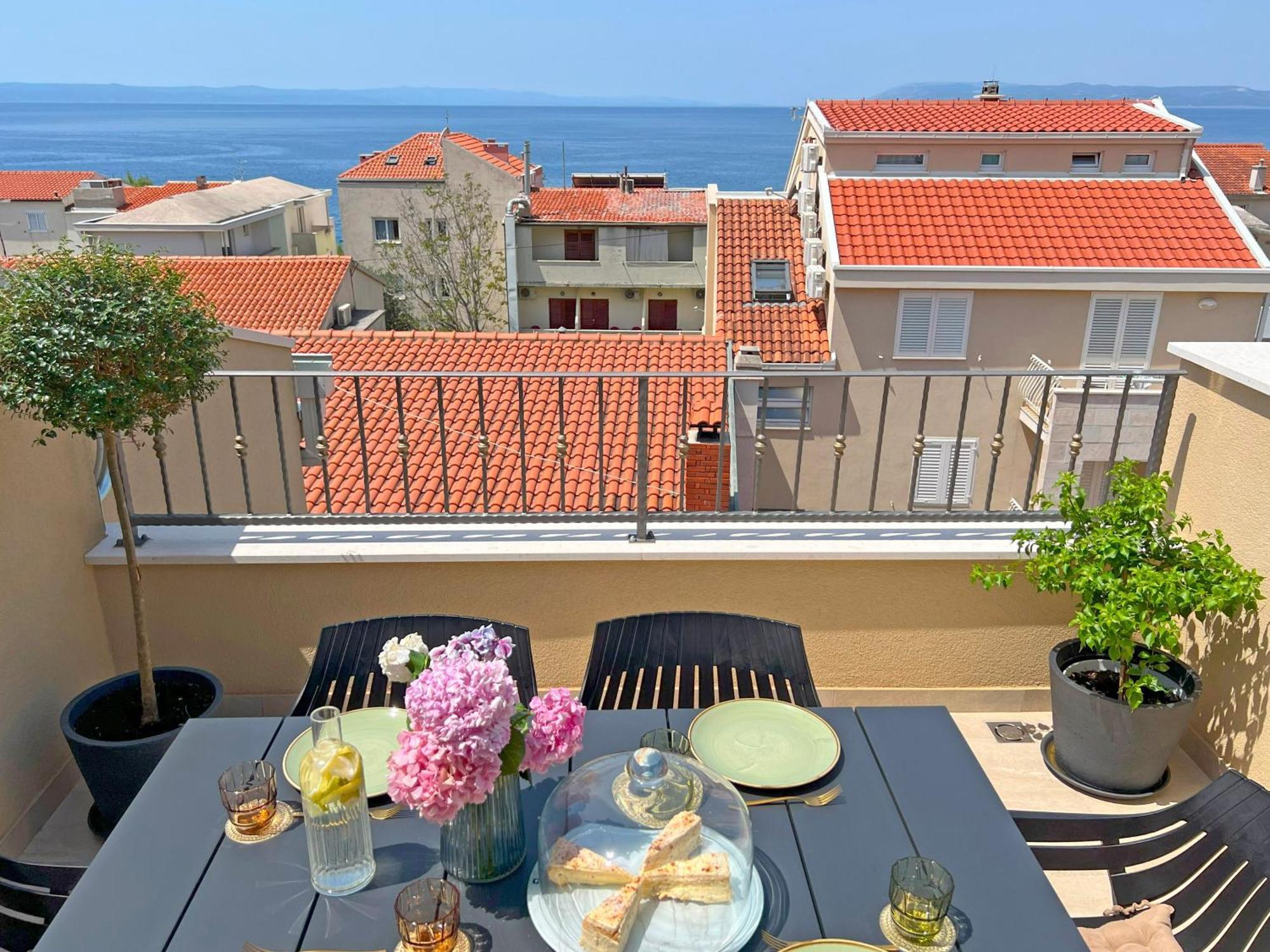 Luxury Apartments Luna Tučepi Eksteriør billede