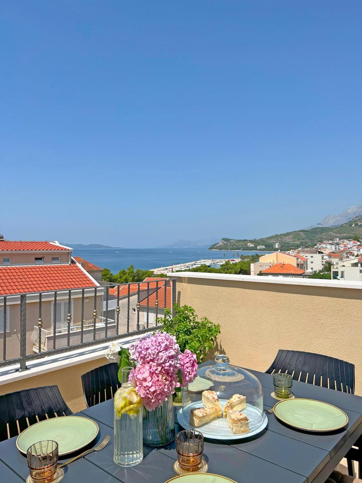 Luxury Apartments Luna Tučepi Eksteriør billede
